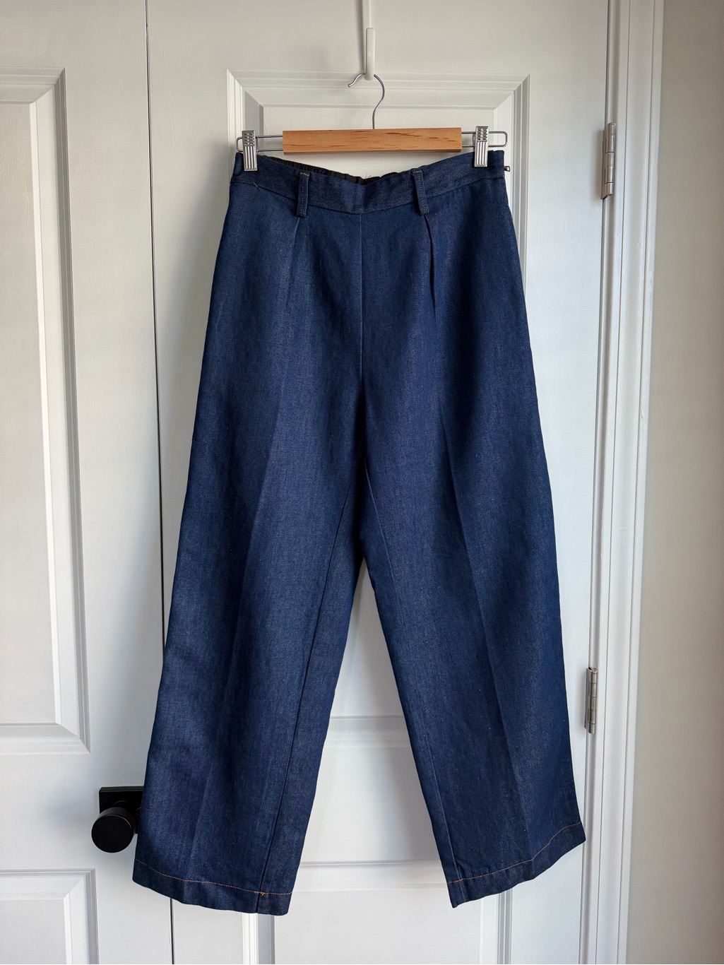 Forte Forte Women’s Inverted-Pleat Cotton Linen Cropped Jeans Dark Size ‘I’